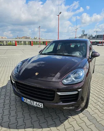 świętokrzyskie Porsche Cayenne cena 209100 przebieg: 146000, rok produkcji 2015 z Kielce